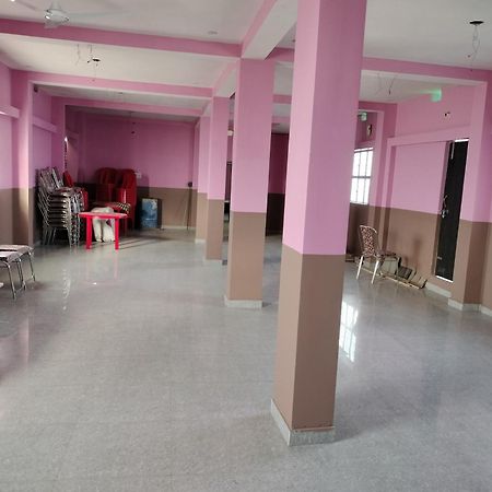Hotel Radhey Krishna Patna  Buitenkant foto
